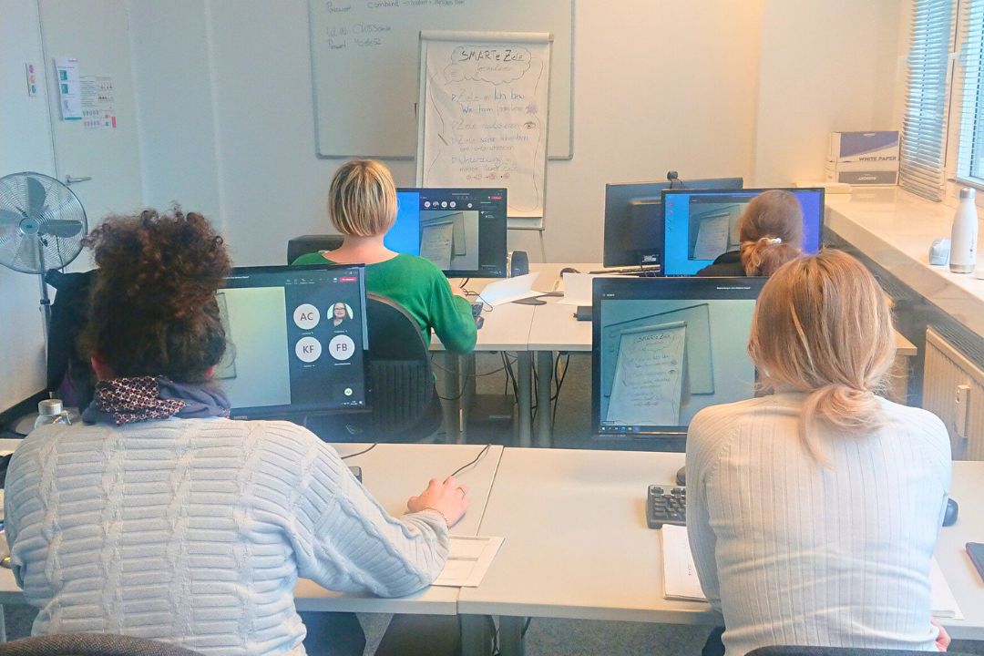 Teilnehmerinnen des Kurses Madame Digital